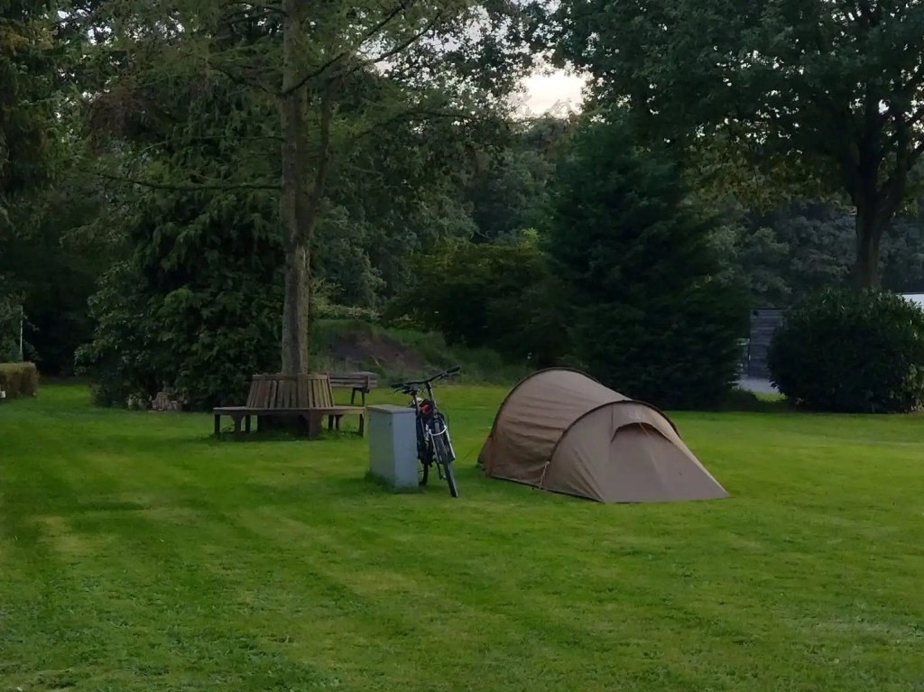 Kamperen in een&nbsp;woonwijk